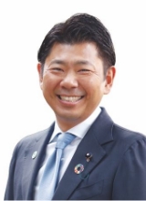 内山 真吾